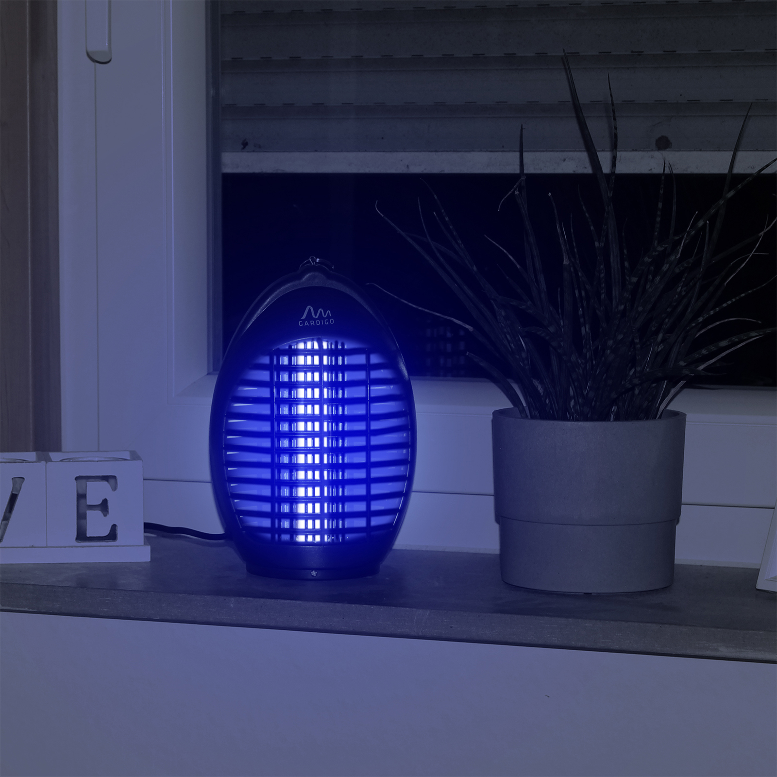 Bug Zapper 20m² | with UV-LED | high voltage grid