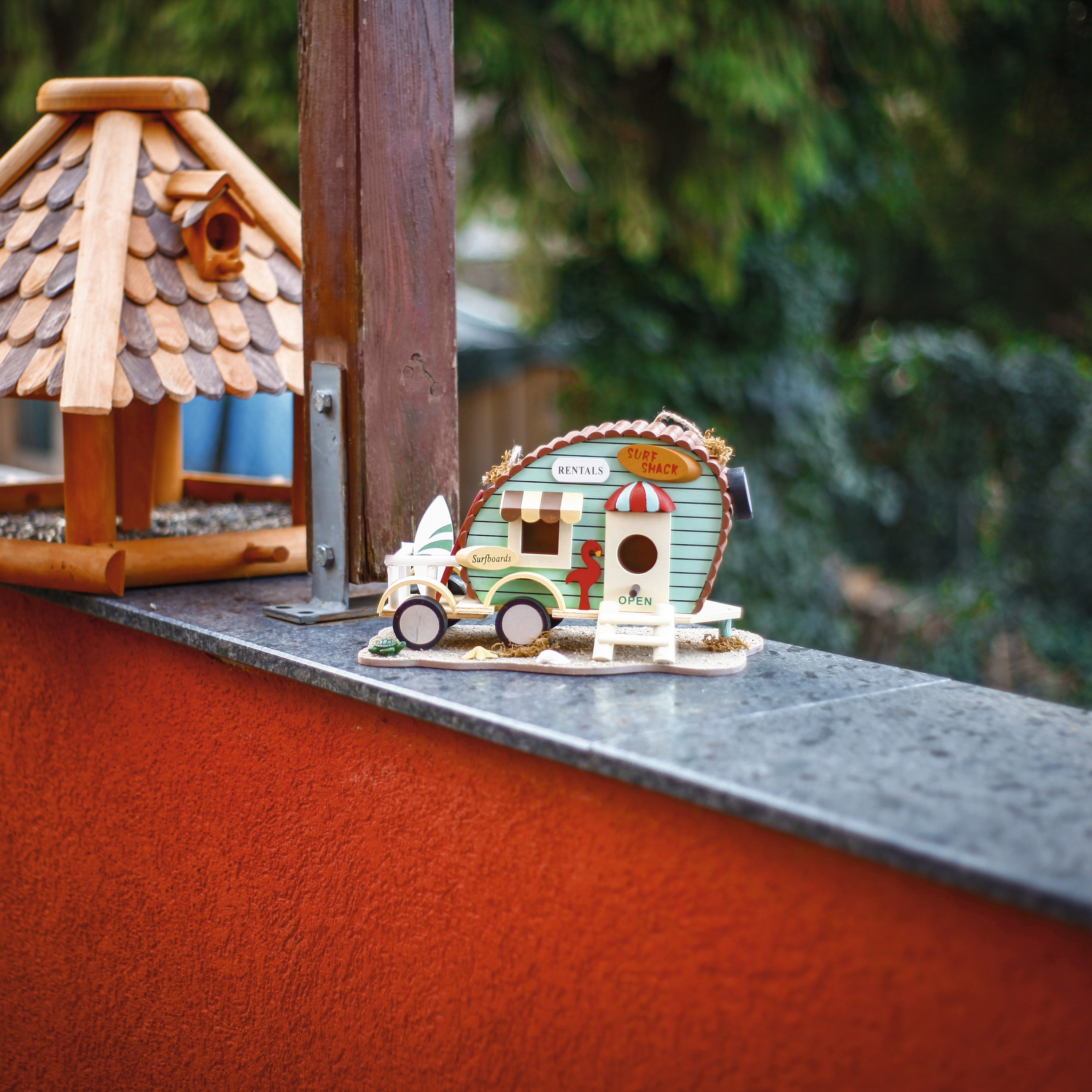 Bird House Caravan | decorative nesting box